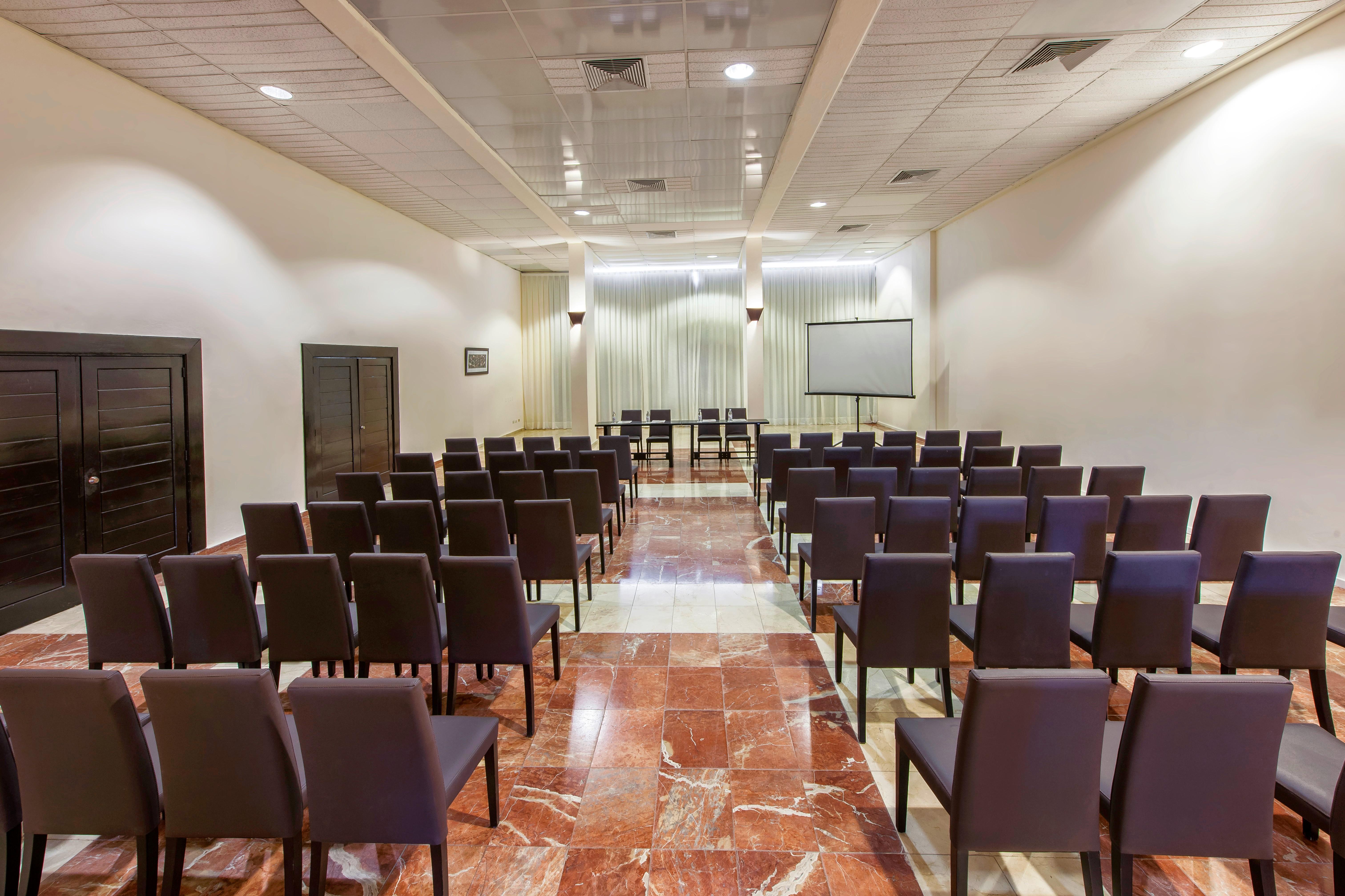 Catalonia Punta Cana Exterior foto The conference room of the European University