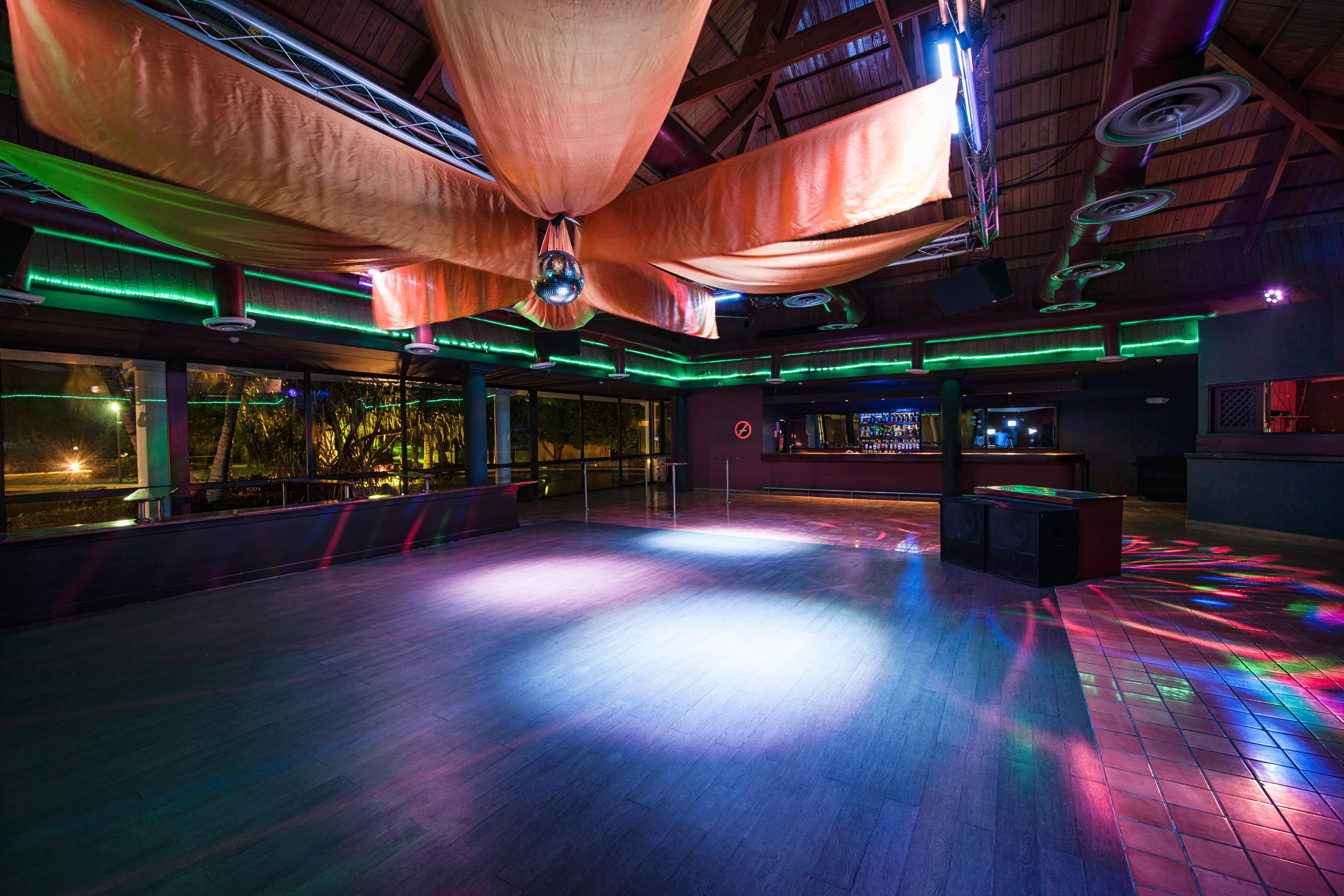 Catalonia Punta Cana Exterior foto The nightclub