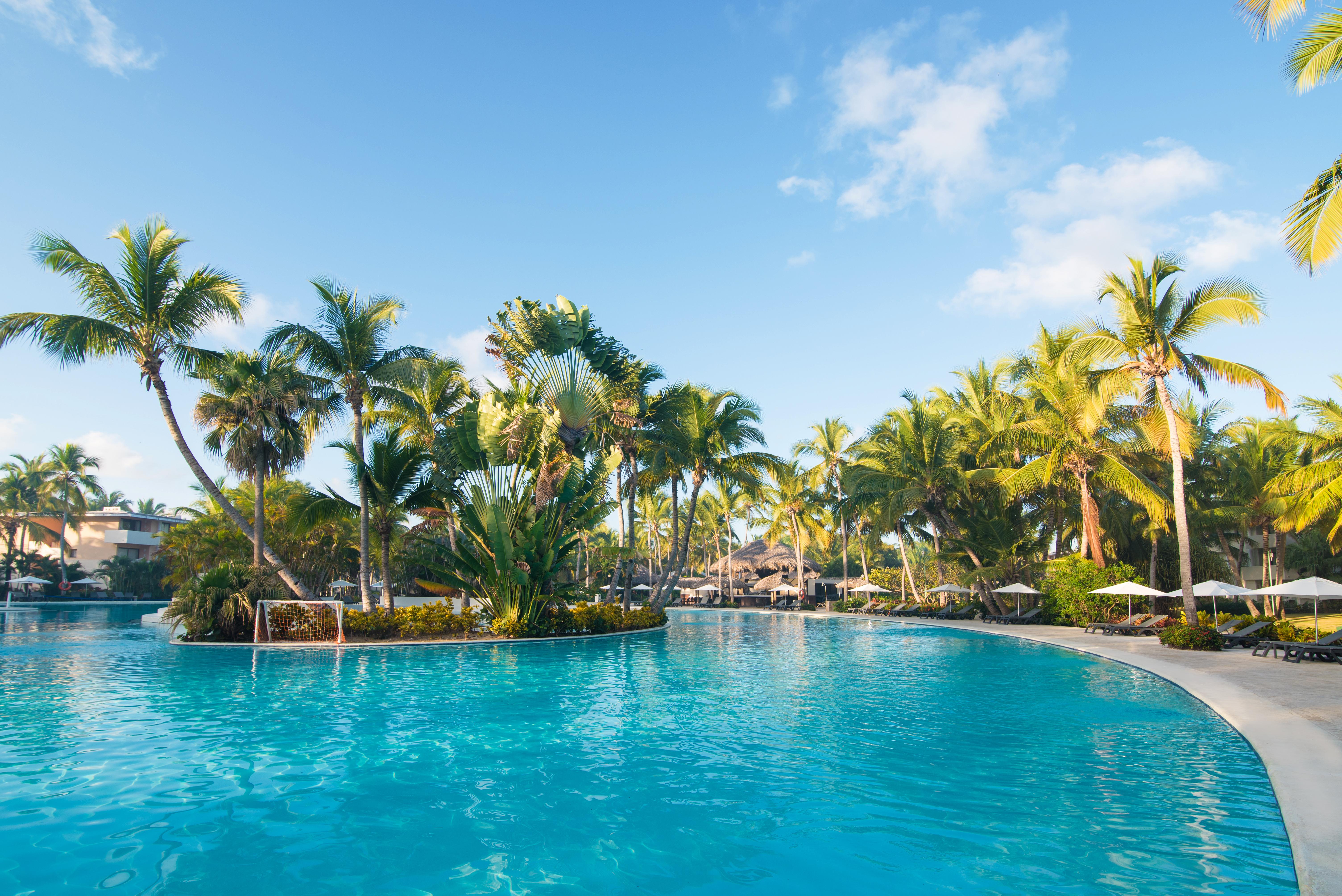 Catalonia Punta Cana Exterior foto The pool at the Sheraton Resort Fiji