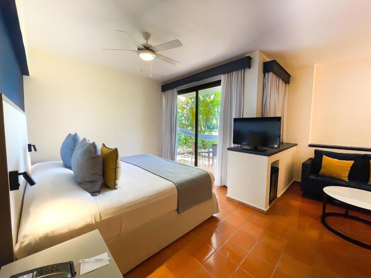 Catalonia Punta Cana Exterior foto Junior Suite