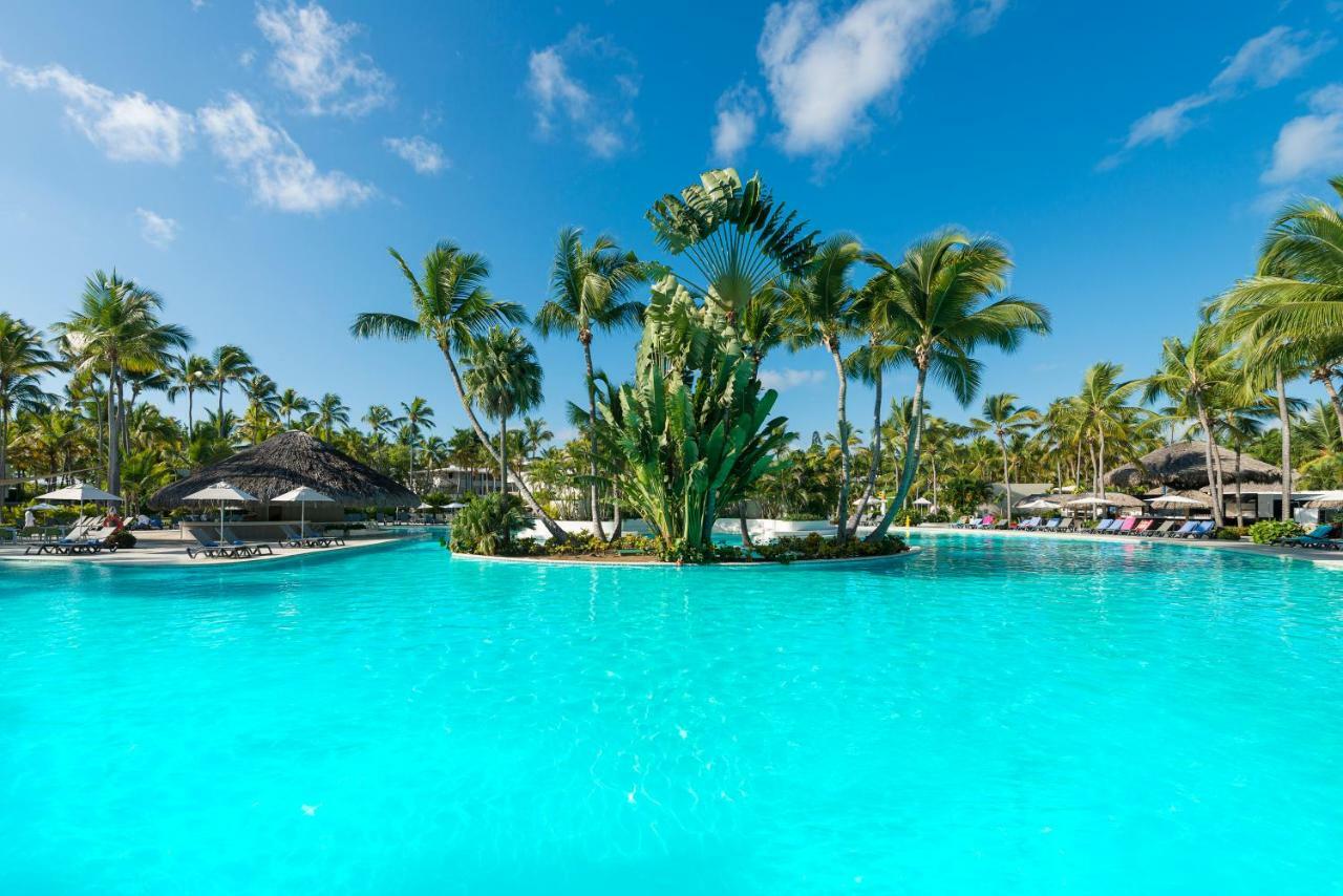 Catalonia Punta Cana Exterior foto The pool at the Sheraton Resort Fiji